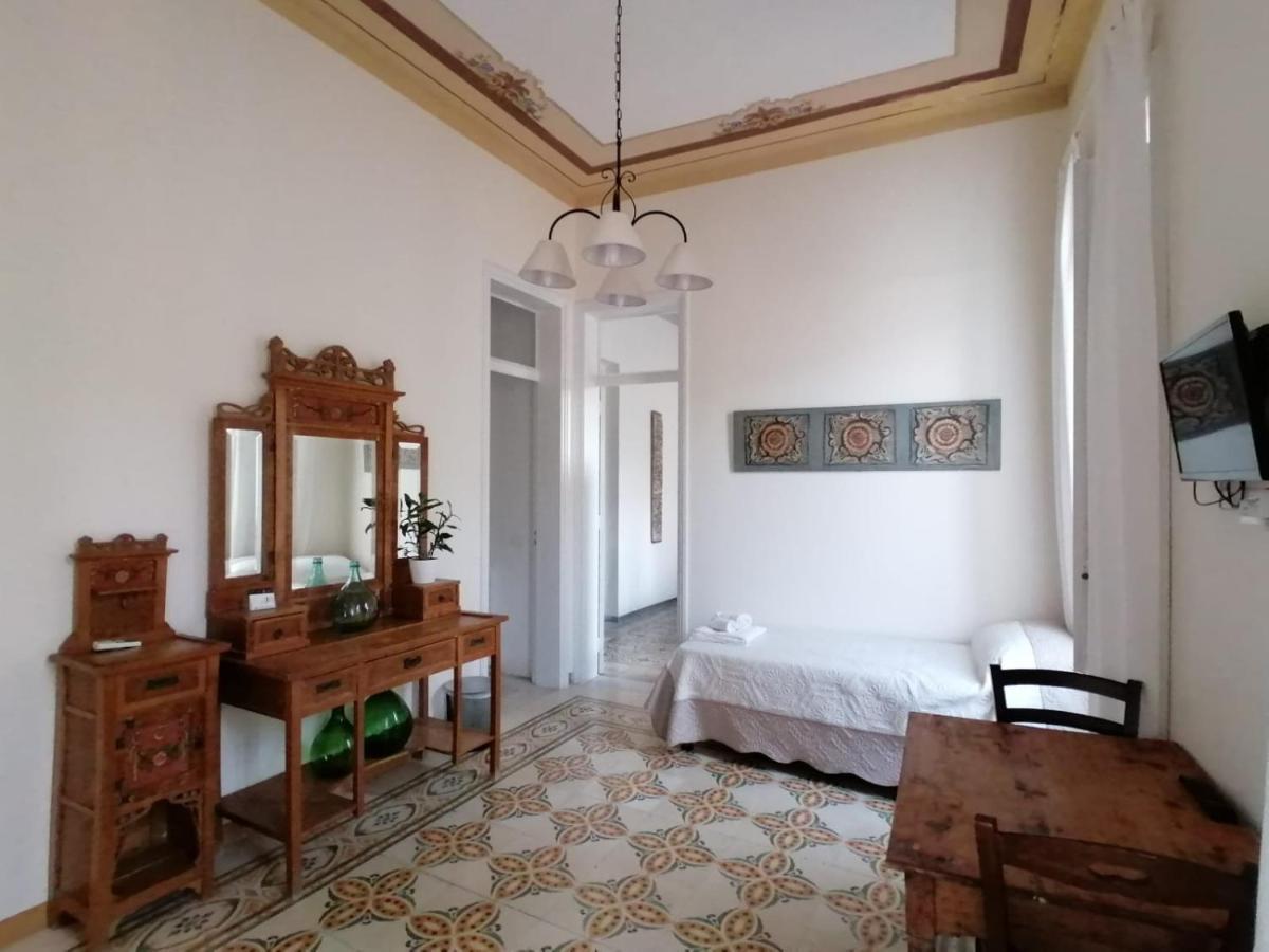 Boutique Rooms&Breakfast GranVeliero Trapani Extérieur photo